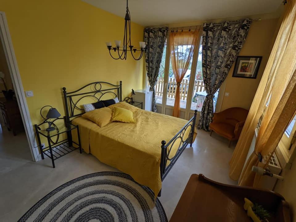 Tikazela - Domaine Ombre Et Lumiere Bed & Breakfast Saint-Jean-de-Muzols Exterior foto