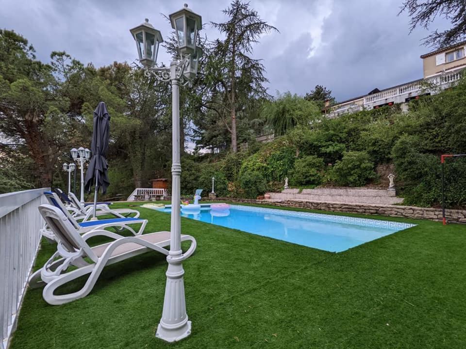 Tikazela - Domaine Ombre Et Lumiere Bed & Breakfast Saint-Jean-de-Muzols Exterior foto